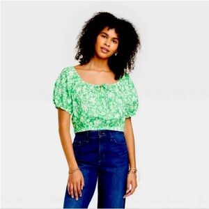 Universal Thread Puff Sleeve Peasant Top Bright Green Floral Size M
